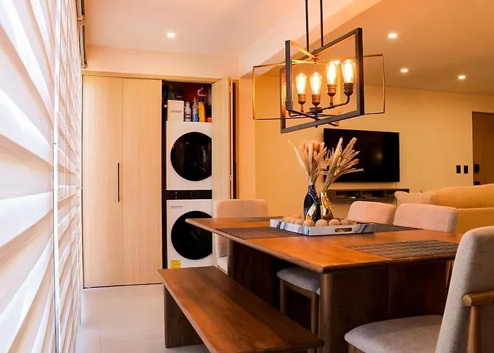Peaceful 1br Retreat Walk To & Downtown