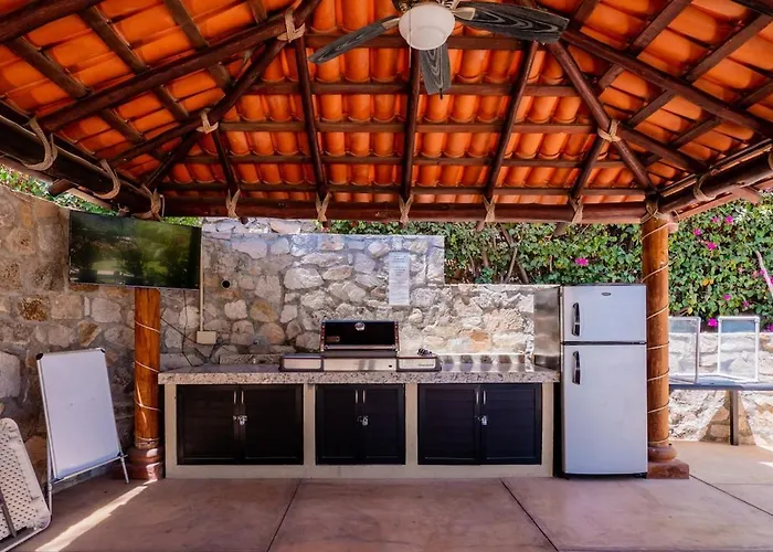 Peaceful 1br Retreat Walk To & Downtown Apartment San Jose del Cabo
